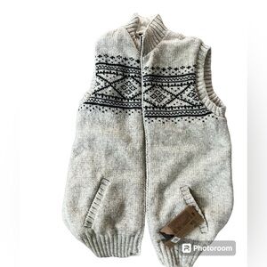 Lost Horizons Wool lined Sweater vest